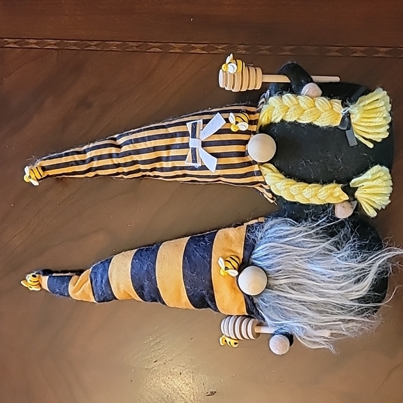 Bumble Bee Striped Gnomes - Picture 3 of 11